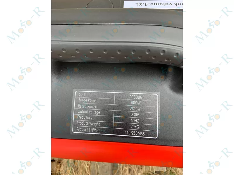 Фото 14 - Ген-р Инверторный FELFER  PR3800i  220V/12V 9A Power 2,8 -3,0 kW