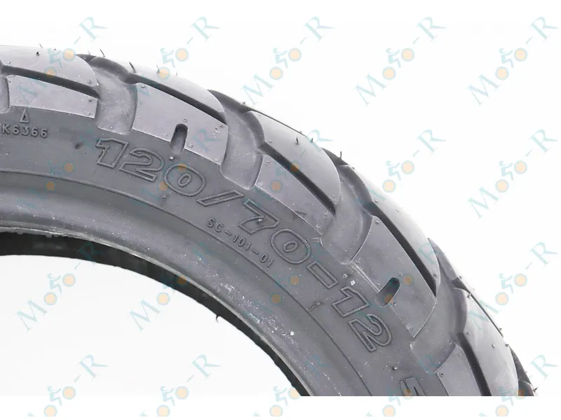 Фото 4 - Мотошины 120/70-12 DELI TIRE SC-101 (бескамерная шина)